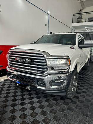 RAM 3500 6.7 I6 TURBO DIESEL LIMITED LONGHORN CD 4X4 AUTOMÁTICO RAM 3500 6.7 I6 TURBO DIESEL LIMITED LONGHORN CD 4X4 AUTOMÁTICO